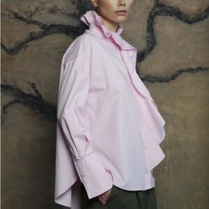 NWT Psophia Vazquez de Castro Button Up Blouse Rose Pink Ruffle Size M